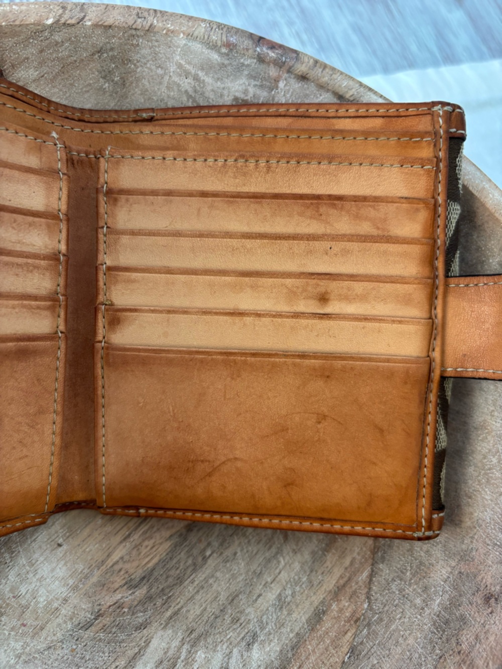 ๐ฟ๐ฆ Vintage Coach Signature Canvas Bifold Leather Wallet in Brown and Tan - Picture 9 of 12